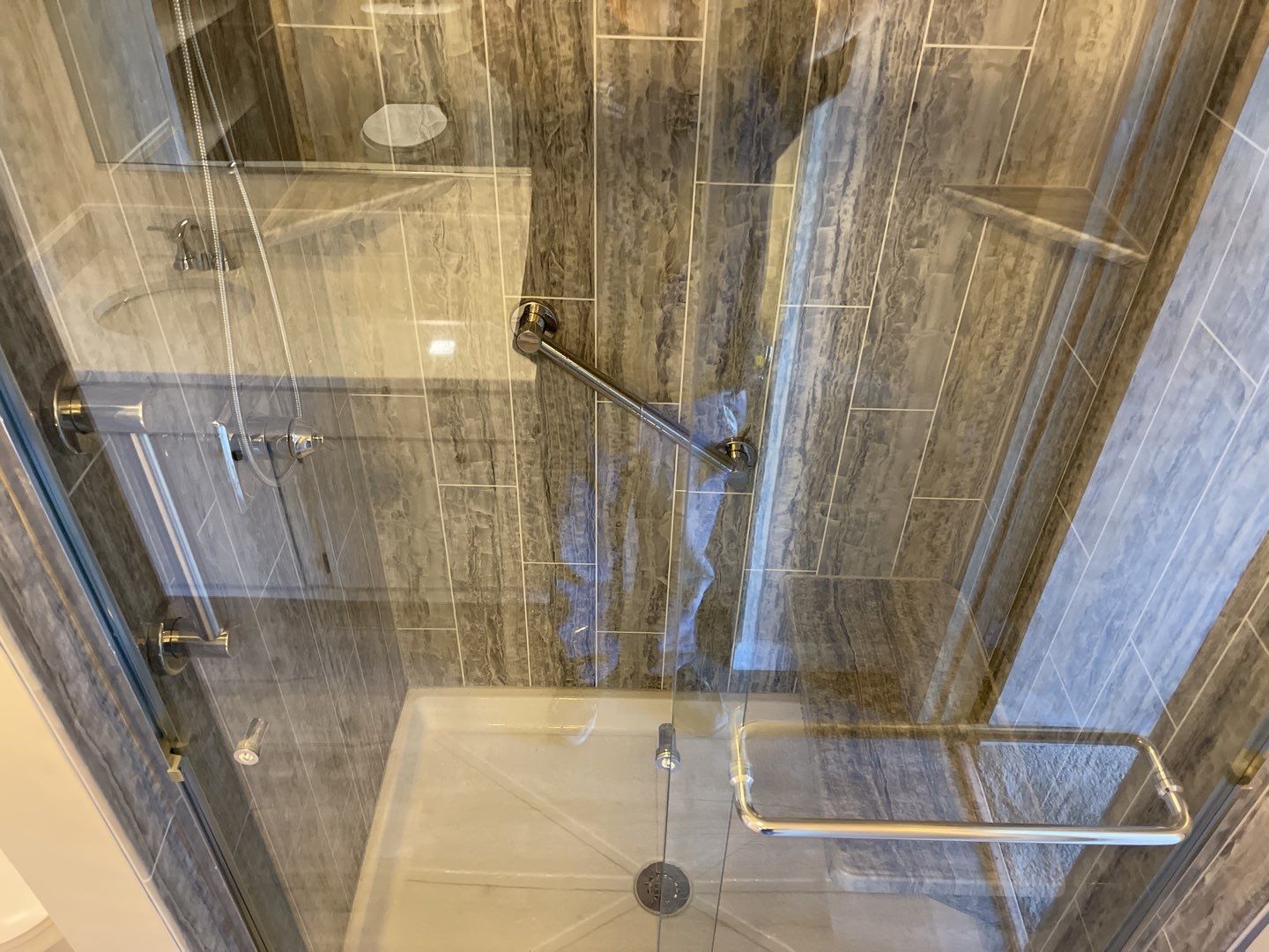Roeland Kitchen and Bath business image in East Hanover, New Jersey