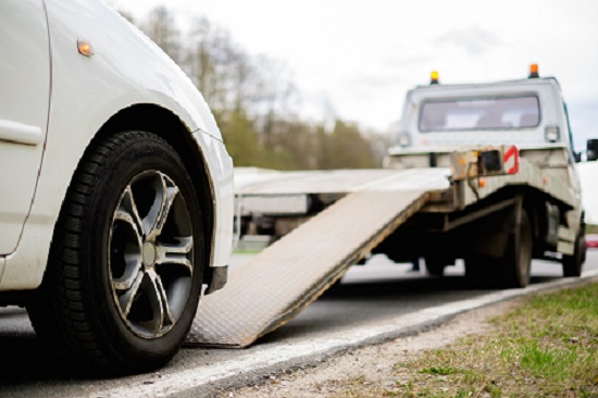 av fast towing business image in Lancaster, CA